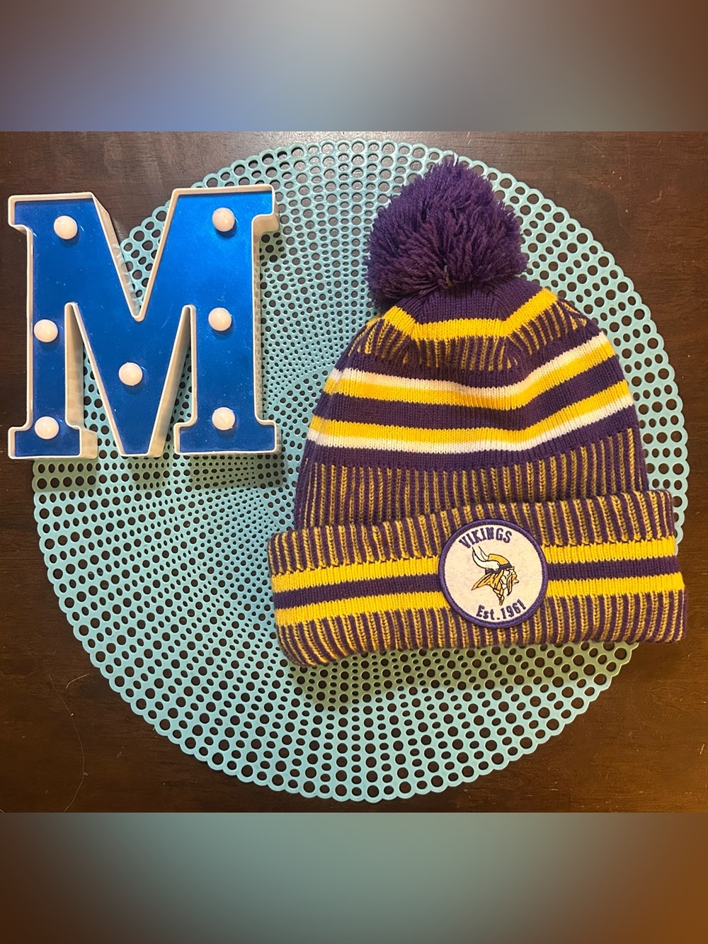 Minnesota Vikings New Era NFL Football Team Sport Knit Pom Pom Winter Hat